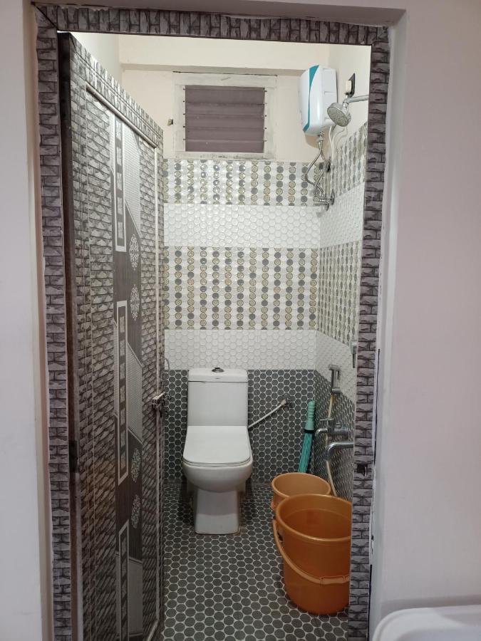 Sri Govinda Nilayam Home Stay 1 Visakhapatnam Bagian luar foto