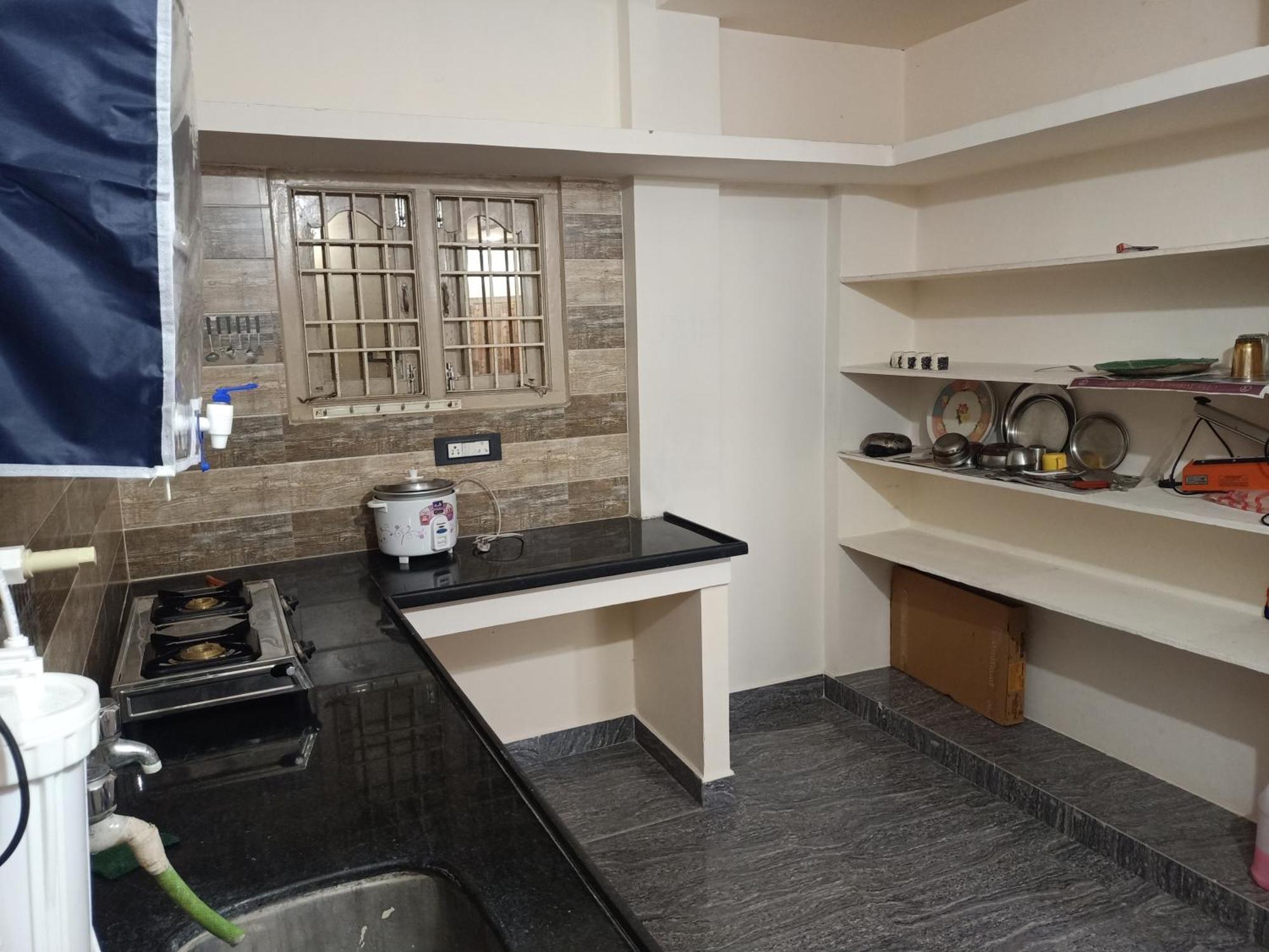 Sri Govinda Nilayam Home Stay 1 Visakhapatnam Bagian luar foto